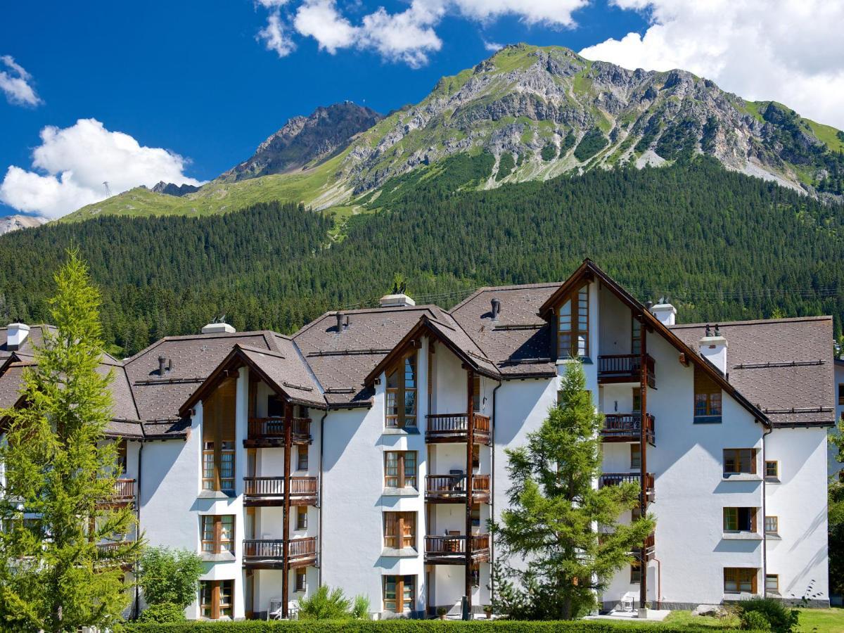 Schweizerhof Ferienwohnungen Lenzerheide 1 Exterior photo